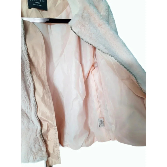 Love Tree Pink Faux Fur Bomber Jacket Size Large (please see measurements) - Picture 6 of 9